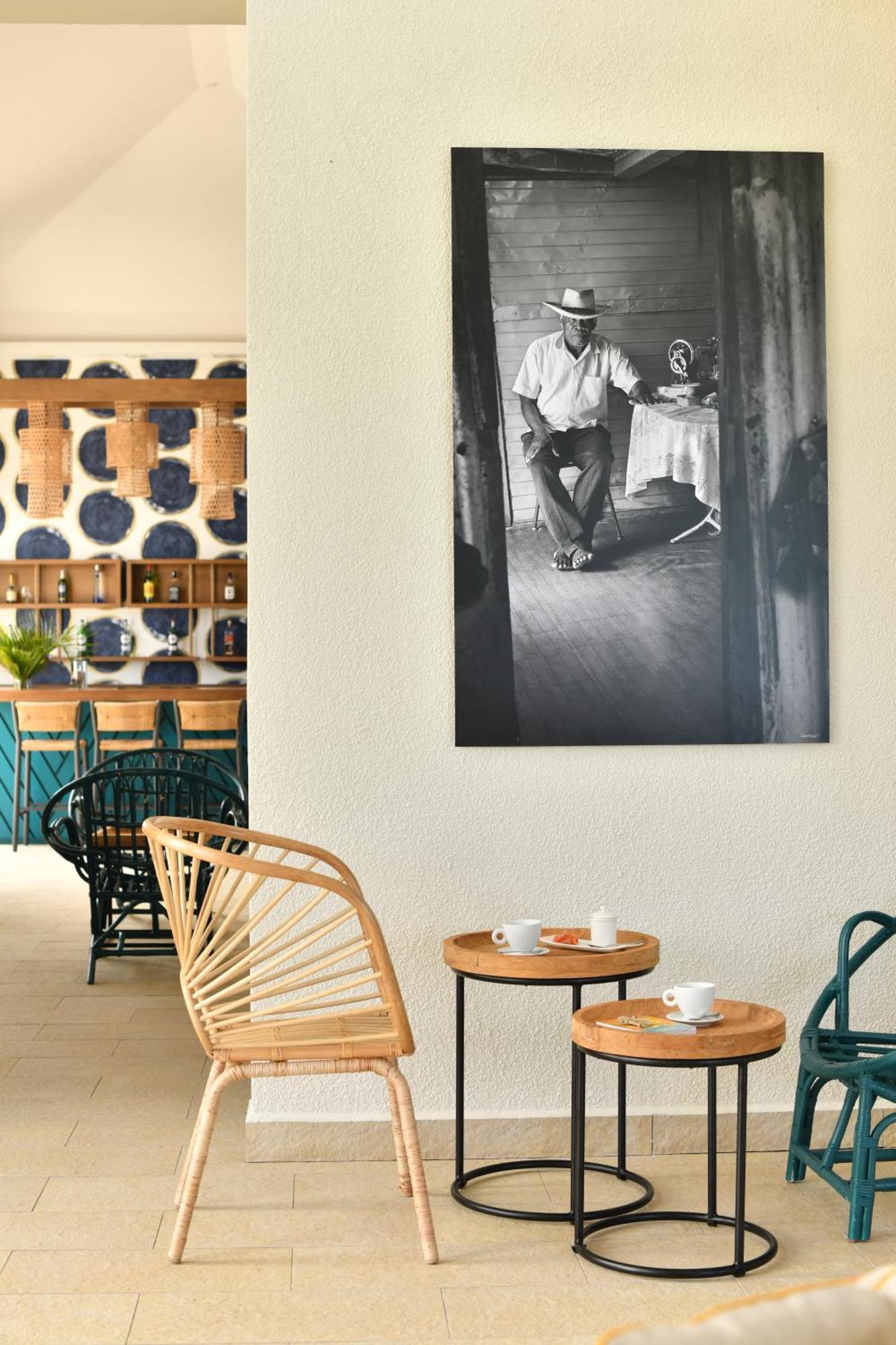 Constance Tekoma Nouvelle Decouverte ภายนอก รูปภาพ